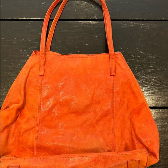 Hobo Kingston in color Lava, leather shoulder bag tote - Picture 3 of 5